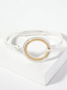  Hammered Metal Dual-Tone Circle Hook-Clasp Bracelet: Worn Silver-Worn Gold