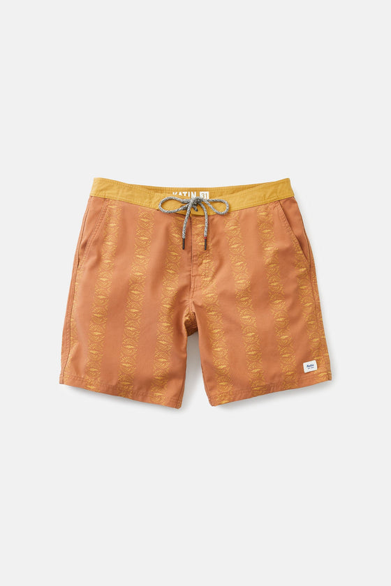Dove Trunk Mineral Red